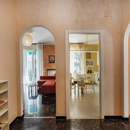 아파트 La Maison In Albaro By Wonderful Italy *